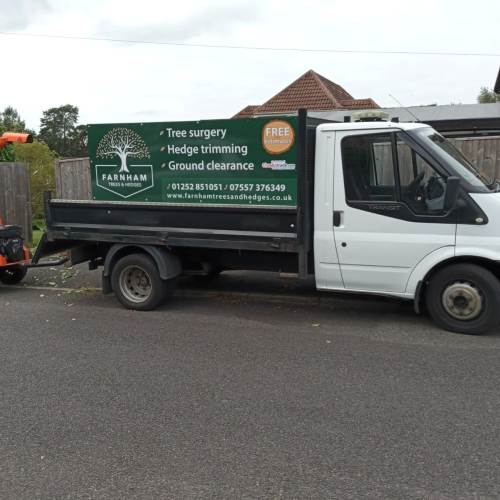 Hedge cutting work completed for a Farnham customer